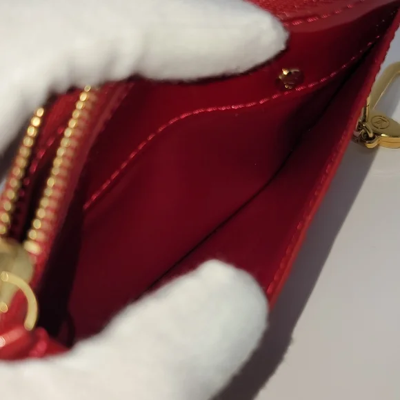 LOUIS VUITTON Monogram Vernis Patent Leather Key Cles Wallet - Picture 8 of 11